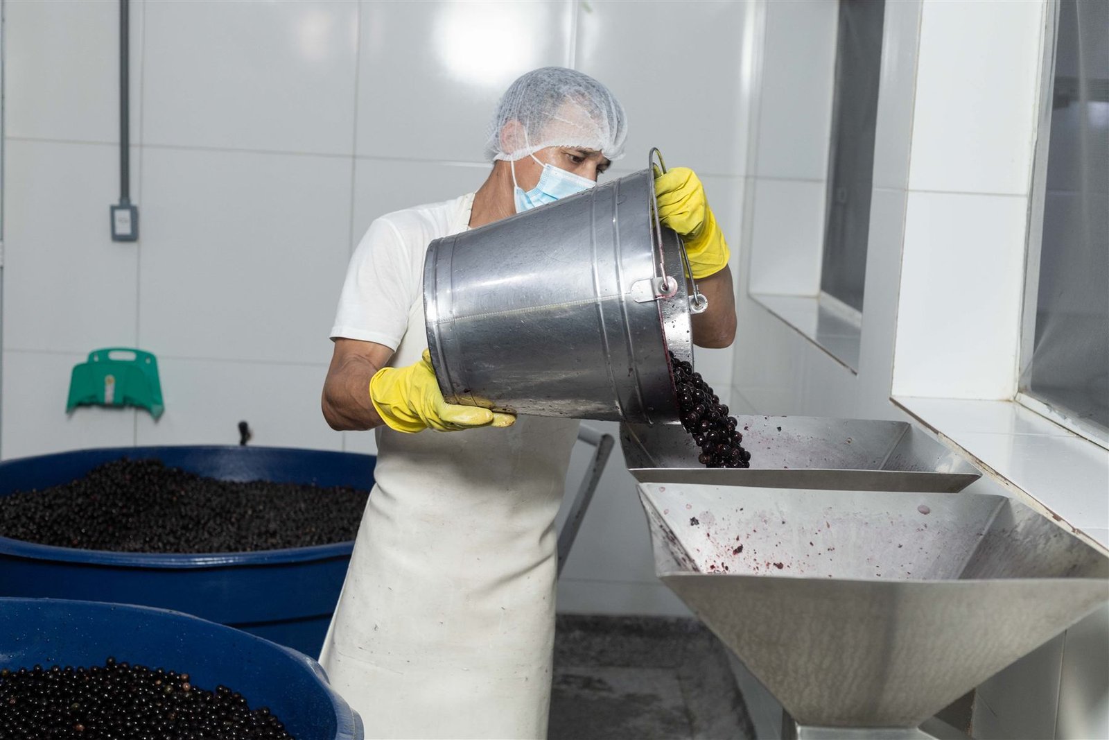 Cliente aproveitando o açaí